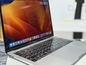New Laptop Apple MacBook Pro 2017 16GB Intel Core i5 SSD 128GB