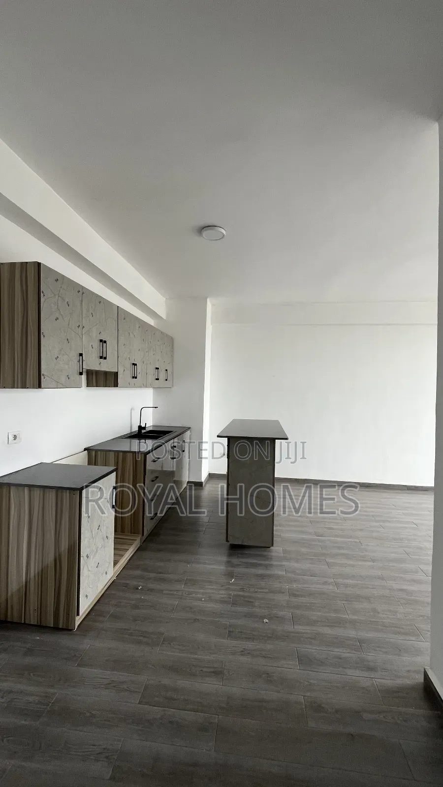 2bdrm Apartment in Noah Real Estate, Bole for rent