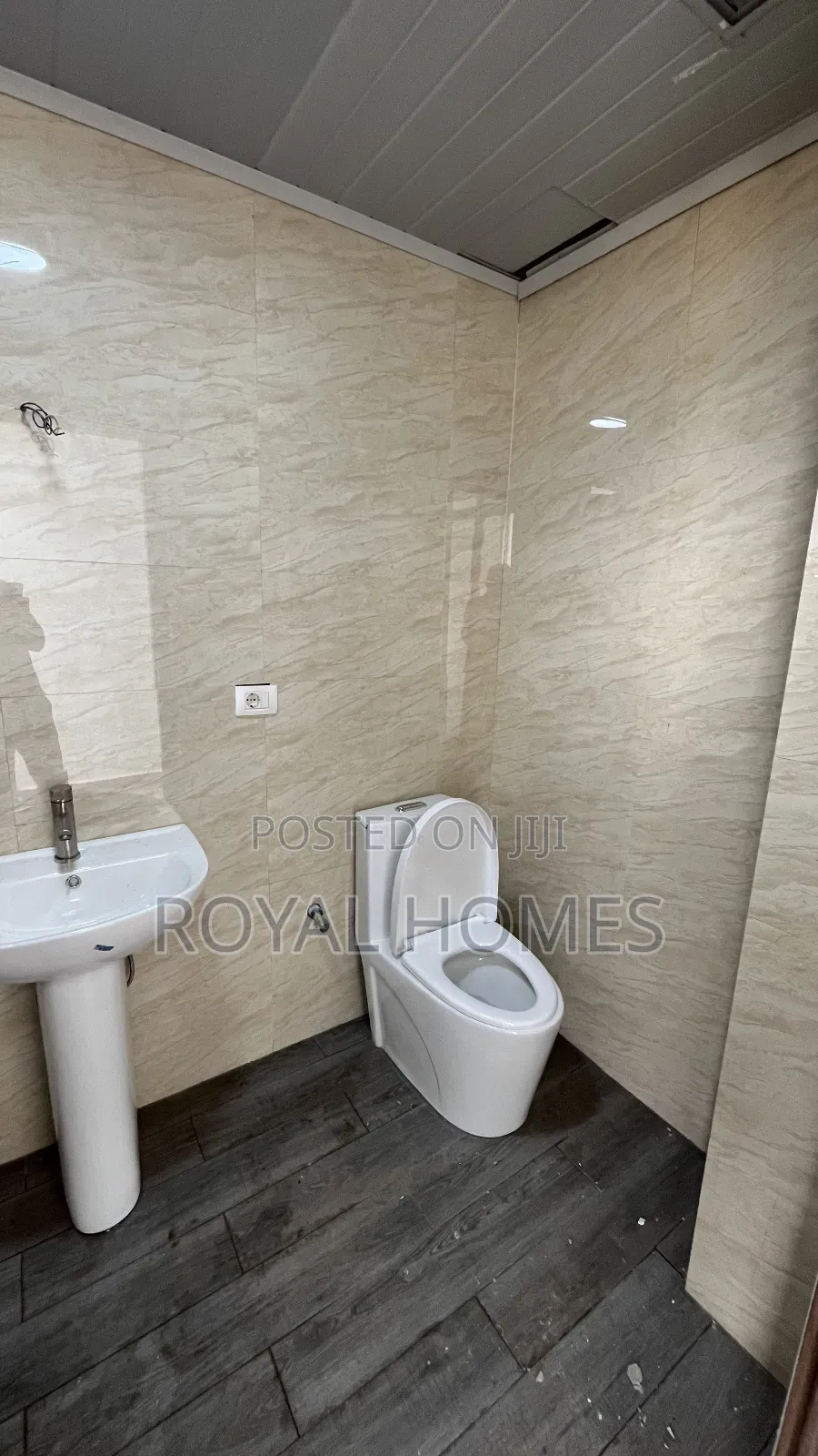 2bdrm Apartment in Noah Real Estate, Bole for rent