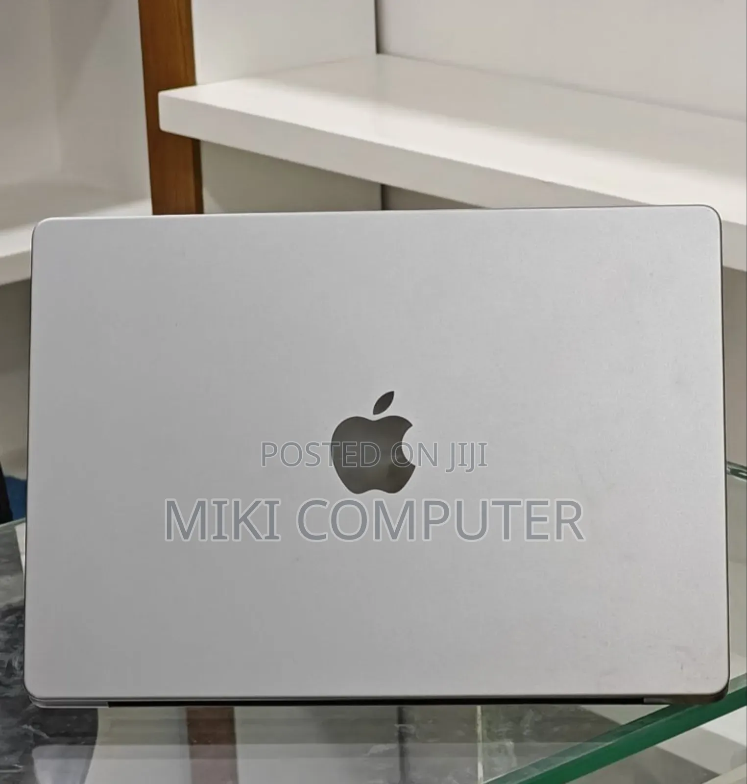 New Laptop Apple MacBook Pro 2023 M3 Pro 14-inch 8GB Intel SSD 512GB