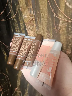 Essence Lip Gloss