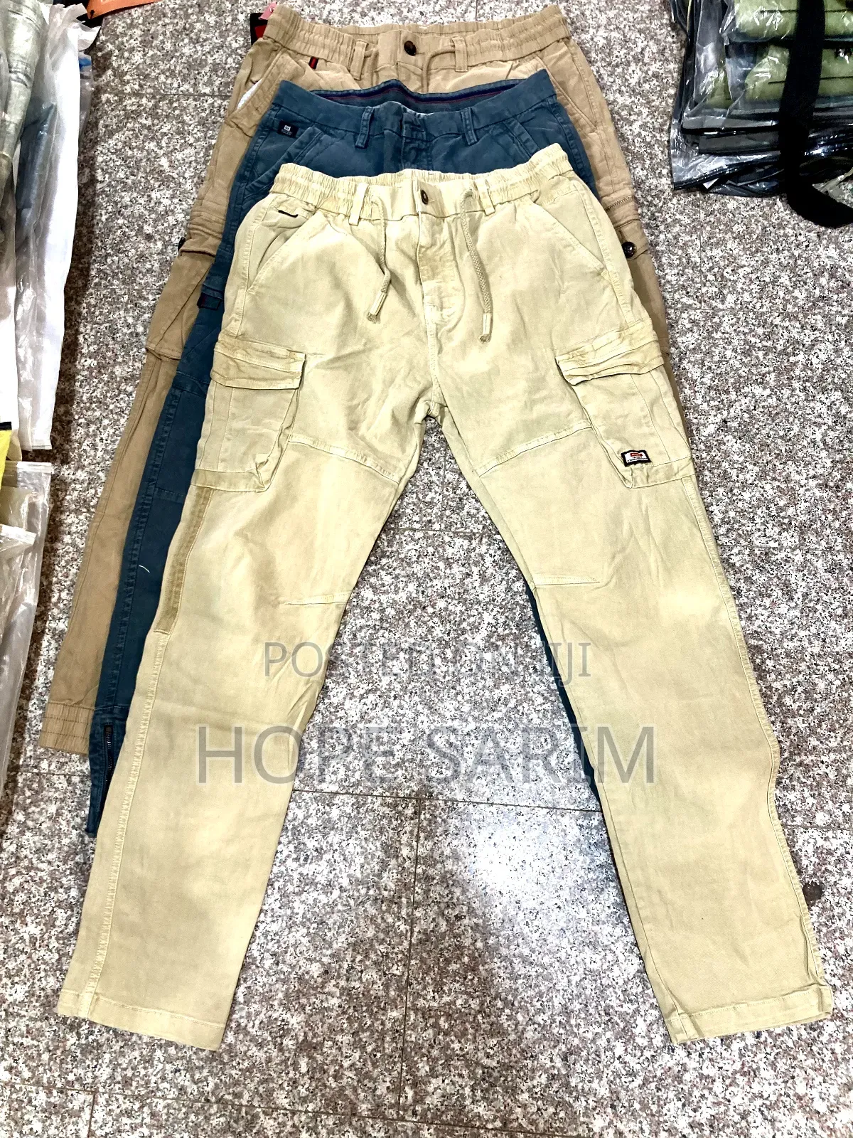 Multi Color Cargo