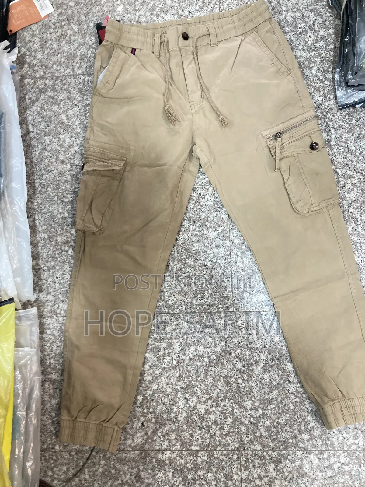 Multi Color Cargo