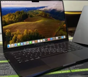 New Laptop Apple MacBook Pro 2023 M3 14-inch 64GB SSD 1T