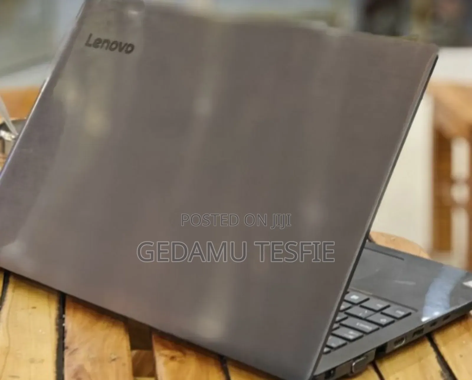 New Laptop Lenovo 4GB Intel Core 3 SSD 1T