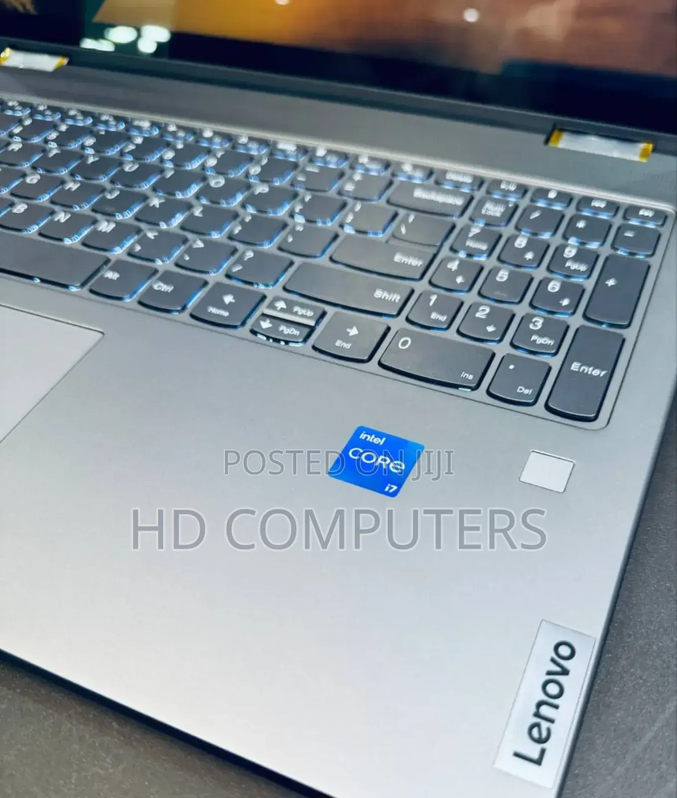New Laptop Lenovo Yoga 7i 16GB Intel Core i7 SSD 512GB