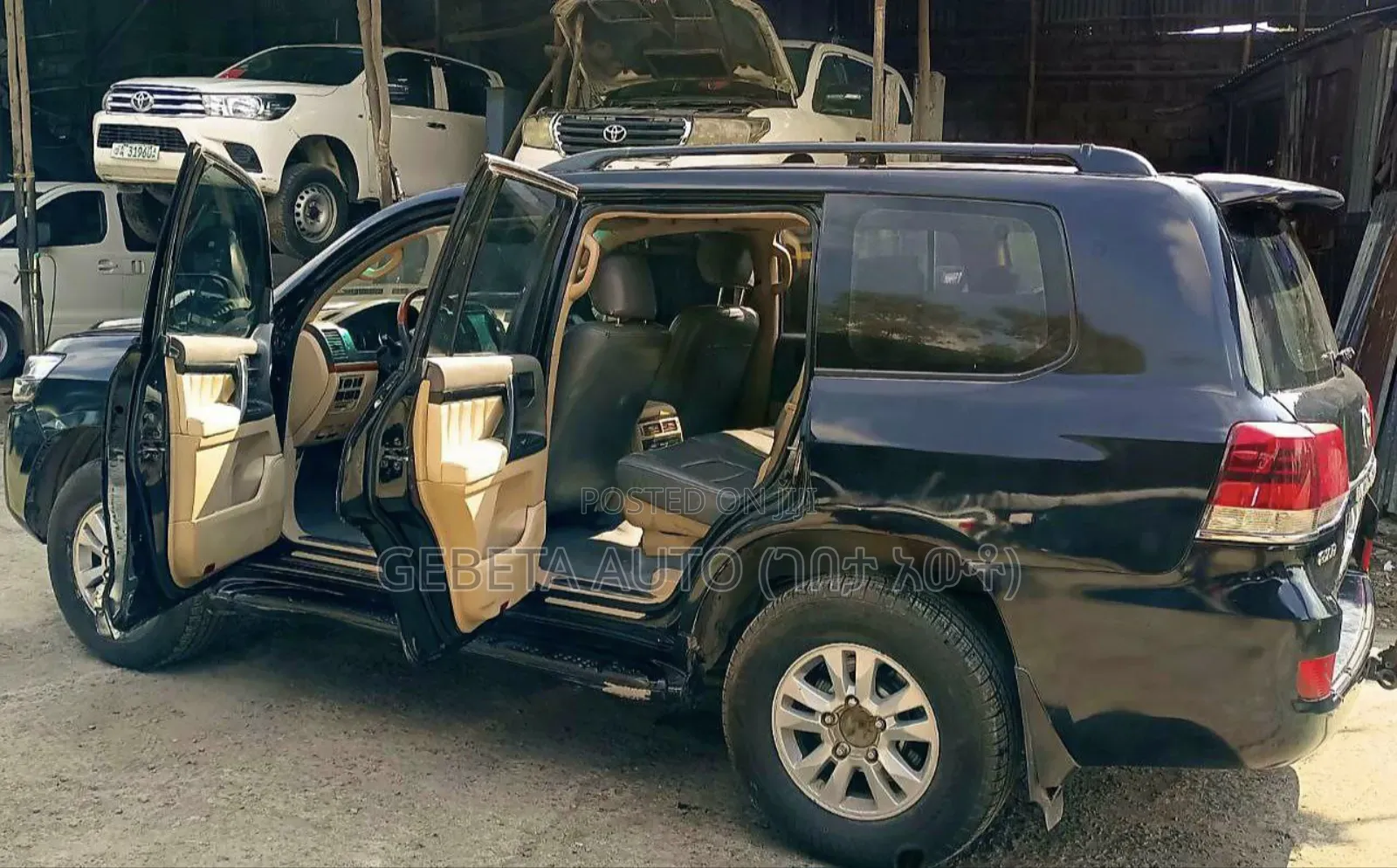 Toyota Land Cruiser 2012