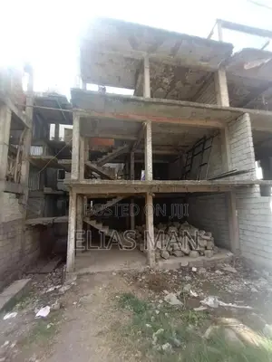 5bdrm House In Akaky Kaliti For Sale