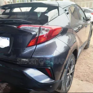 Toyota C-HR 2017 Gray