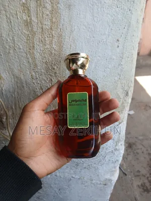 Manasik Makhsouse Eau De Parfum, a Unisex Fragrance