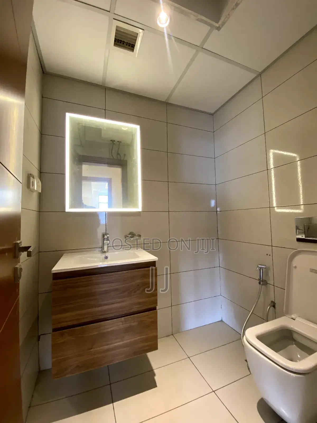 4bdrm Apartment in Kirkos for sale