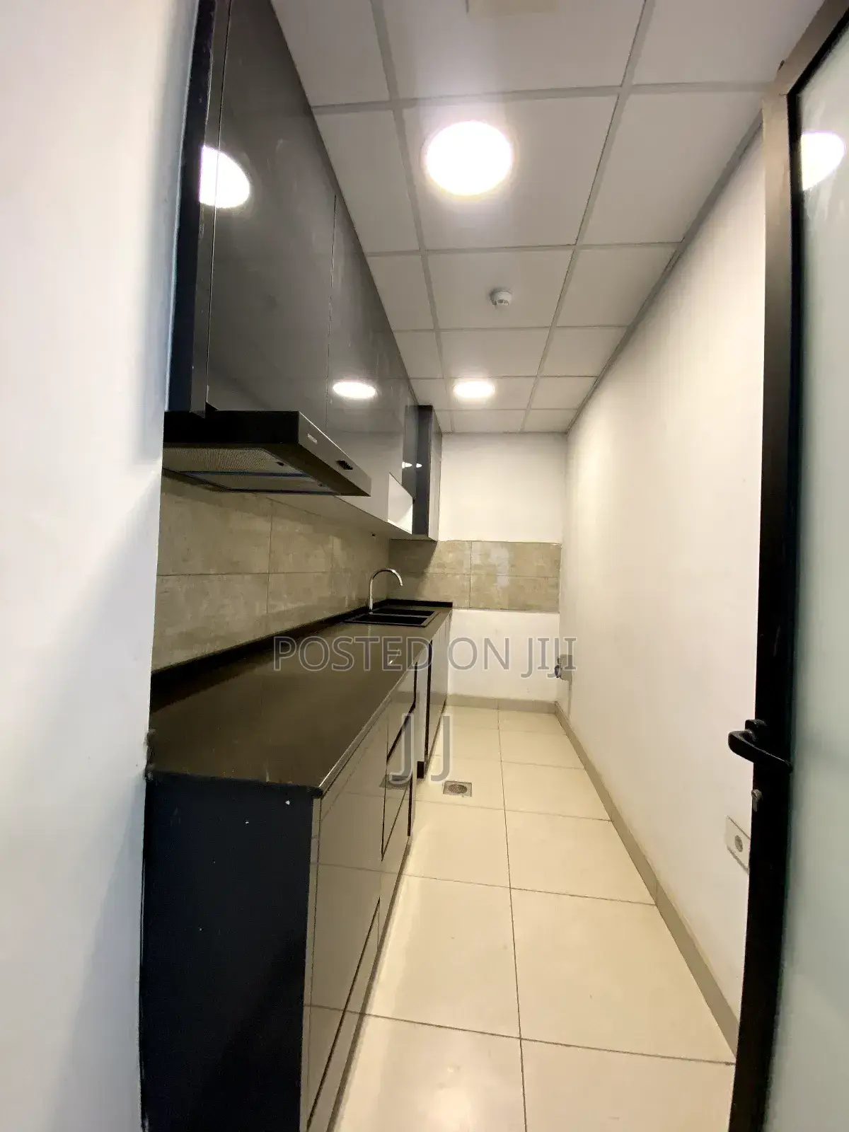 4bdrm Apartment in Kirkos for sale