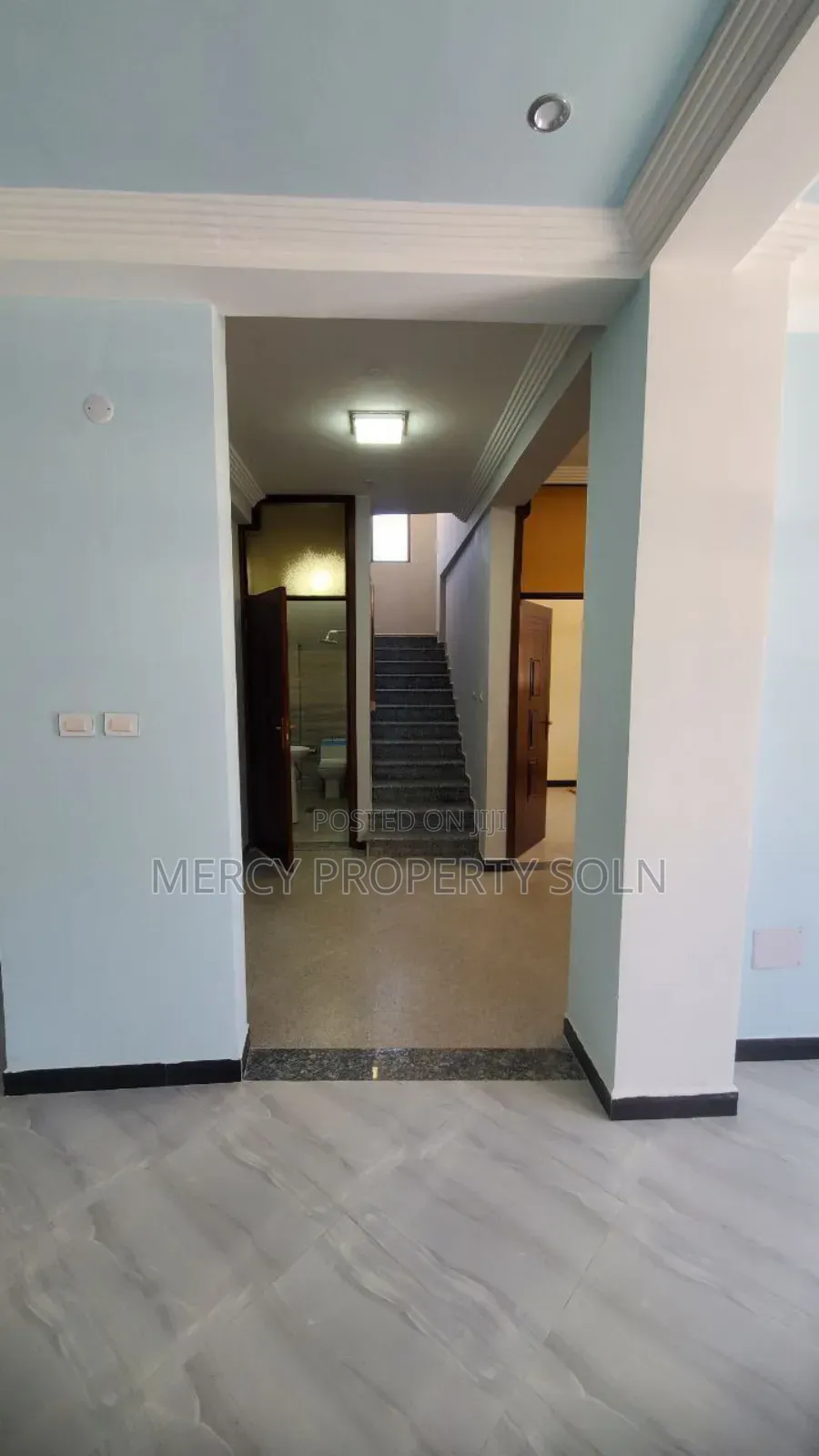 8bdrm House in Bole for sale