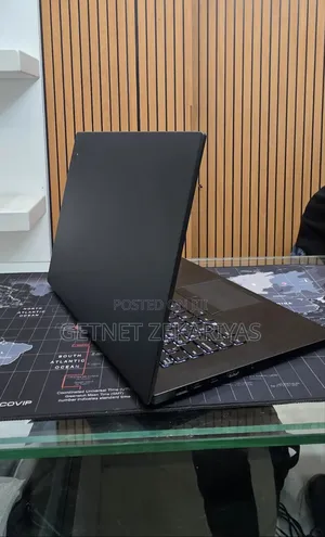 New Laptop Lenovo ThinkPad X1 Carbon 16GB Intel Core i9 SSD 512GB