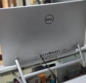 New Laptop Dell Inspiron 27 7710 12GB Intel Core i7 SSD 512GB