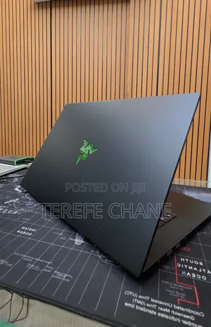 New Laptop Razer Blade 16GB Intel Core i9 SSD 512GB