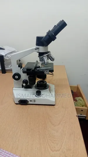 Microscope