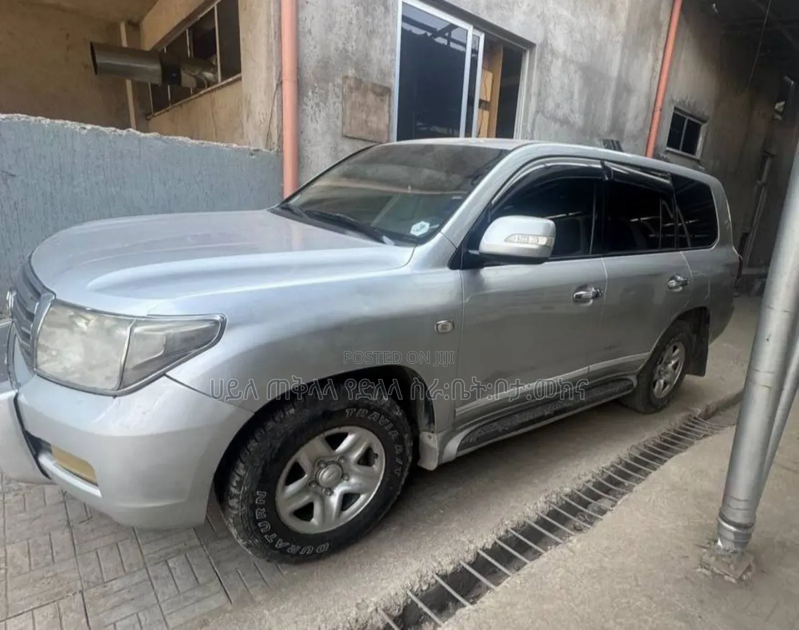 Toyota Land Cruiser 2011 Silver