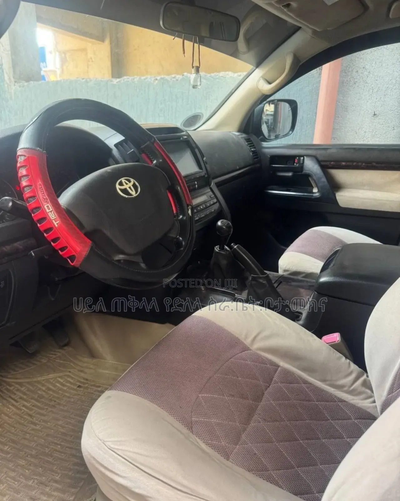 Toyota Land Cruiser 2011 Silver