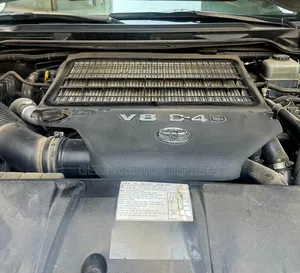 Toyota Land Cruiser 4.5 V8 GXR 2010