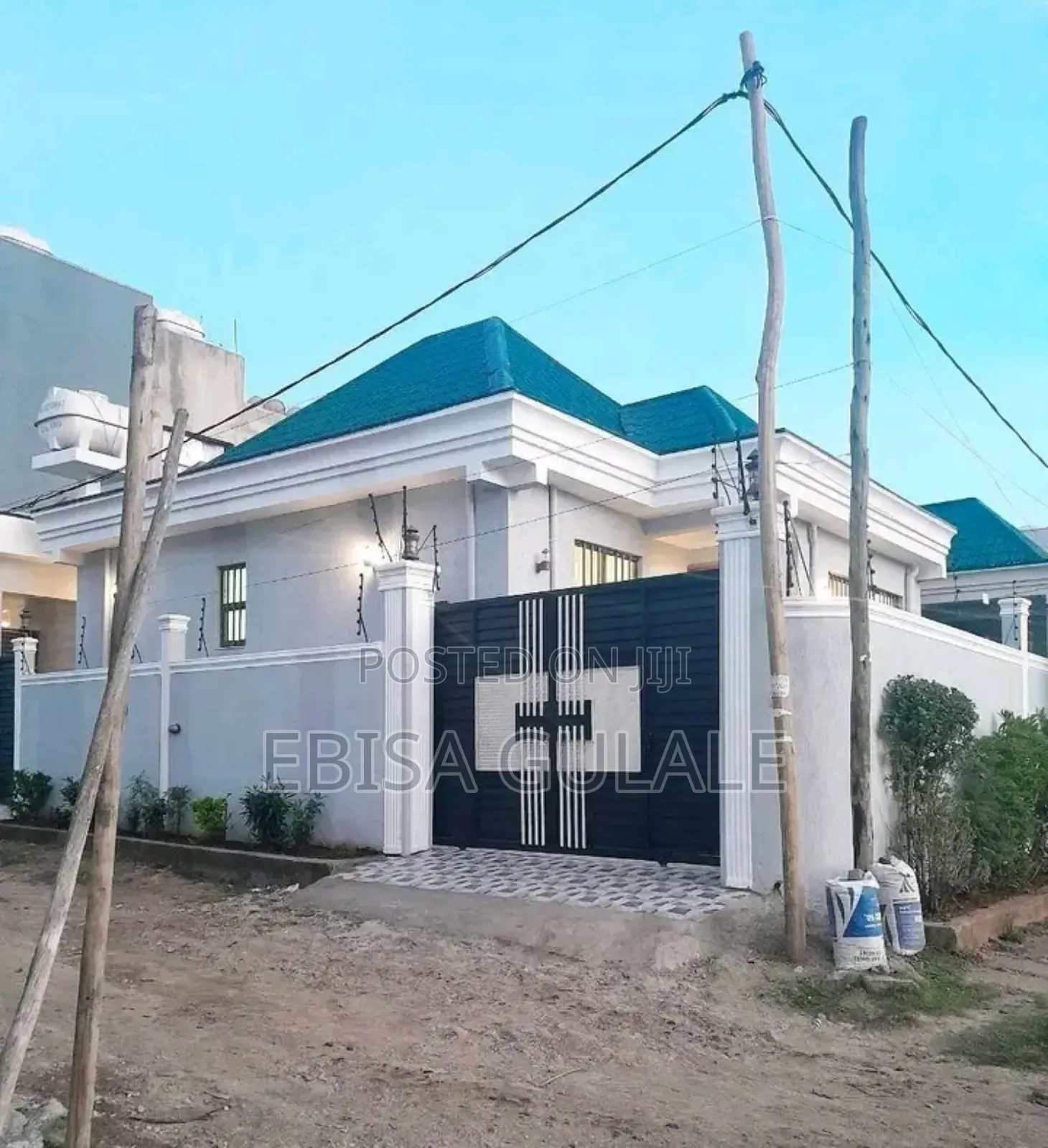 4bdrm Farm House in Yeka for sale