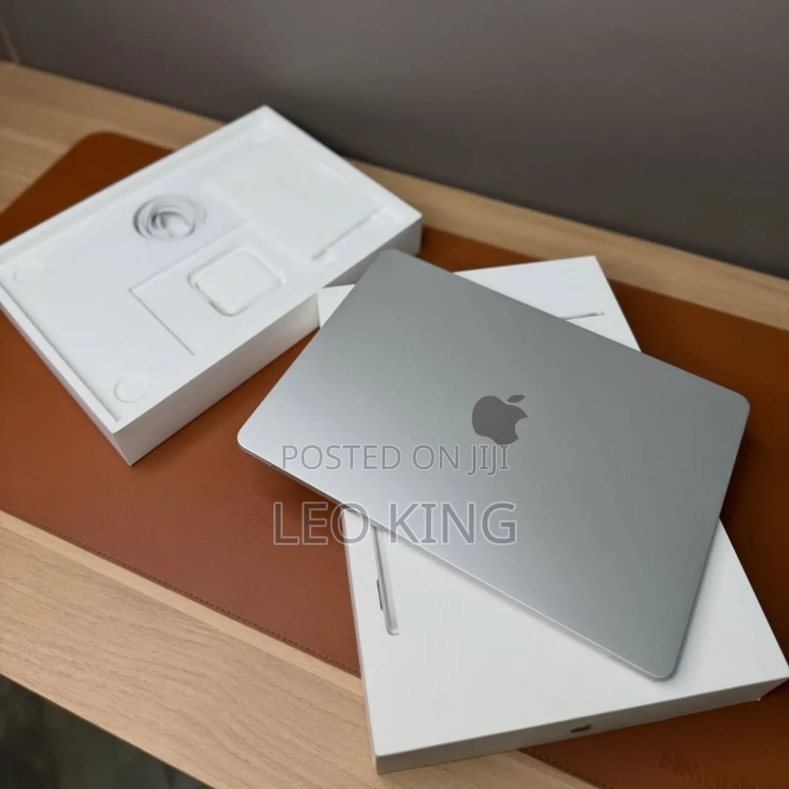 New Laptop Apple MacBook Air 2025 M4 13-inch 16GB Apple M4 SSD 16 GB