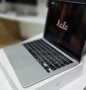 New Laptop Apple MacBook Air 16GB Apple M4 SSD 256GB