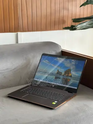 New Laptop HP Spectre 16GB Intel Core i7 SSD 512GB