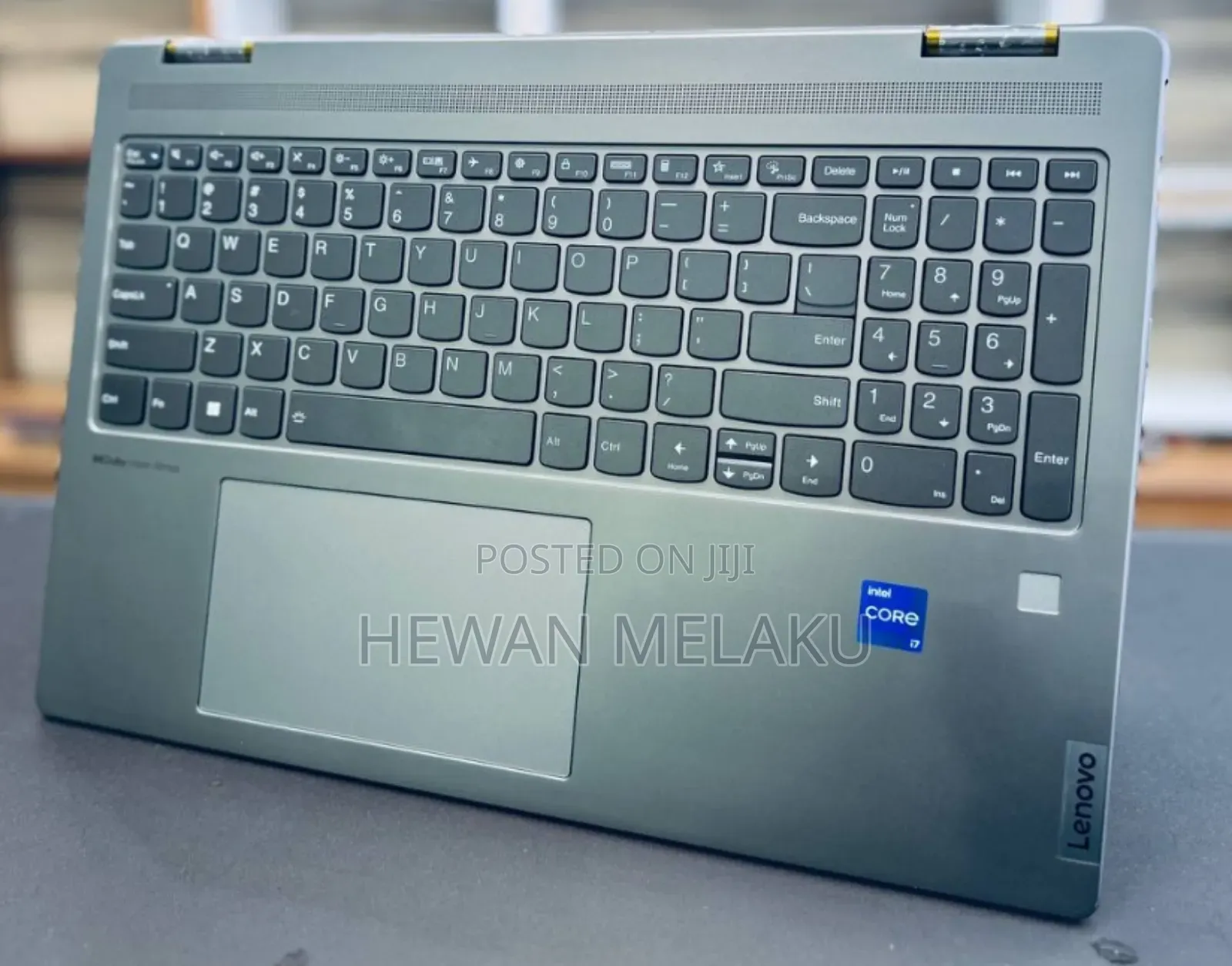 New Laptop Lenovo Yoga 7i 16GB Intel Core i7 SSD 512GB