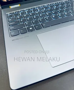New Laptop Lenovo Yoga 7i 16GB Intel Core i7 SSD 512GB