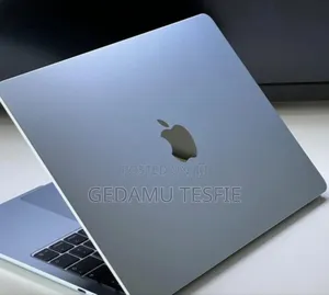 New Laptop Apple MacBook Air 2025 M4 13-inch 16GB SSD 256GB