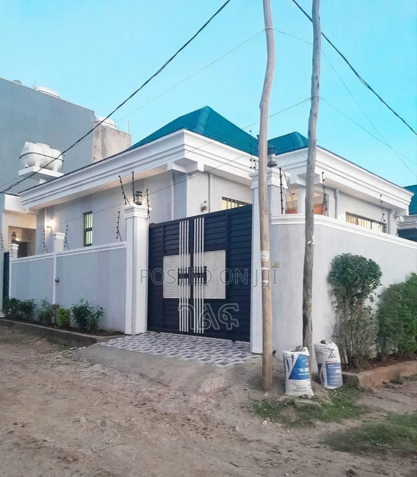 3bdrm Villa in የሚሸጥ ቪላ አያት 150 ካሬ, Bole for sale