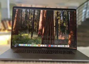 New Laptop Apple MacBook Pro 2019 16GB Intel Core i7 SSD 512GB