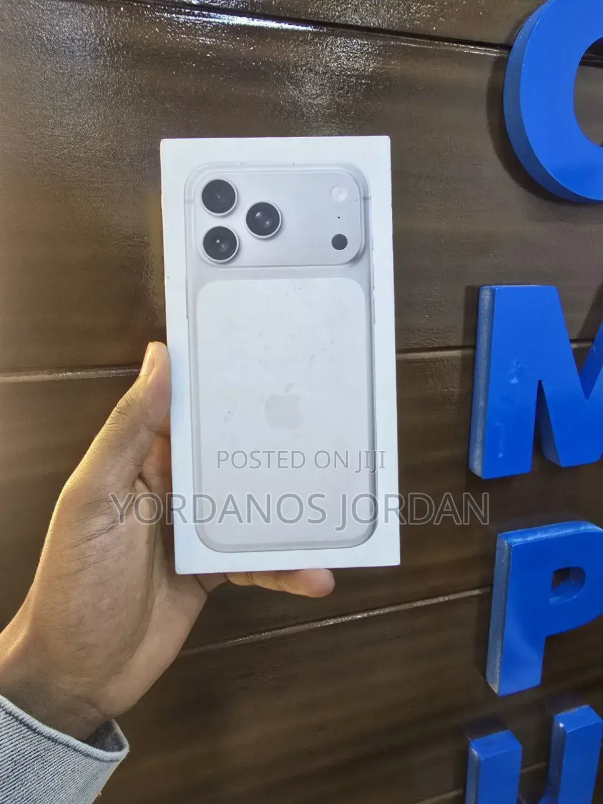 New Apple iPhone 17 Pro Max 256 GB Silver
