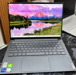 New Laptop Lenovo Yoga 7i 16GB Intel Core i7 SSD 512GB