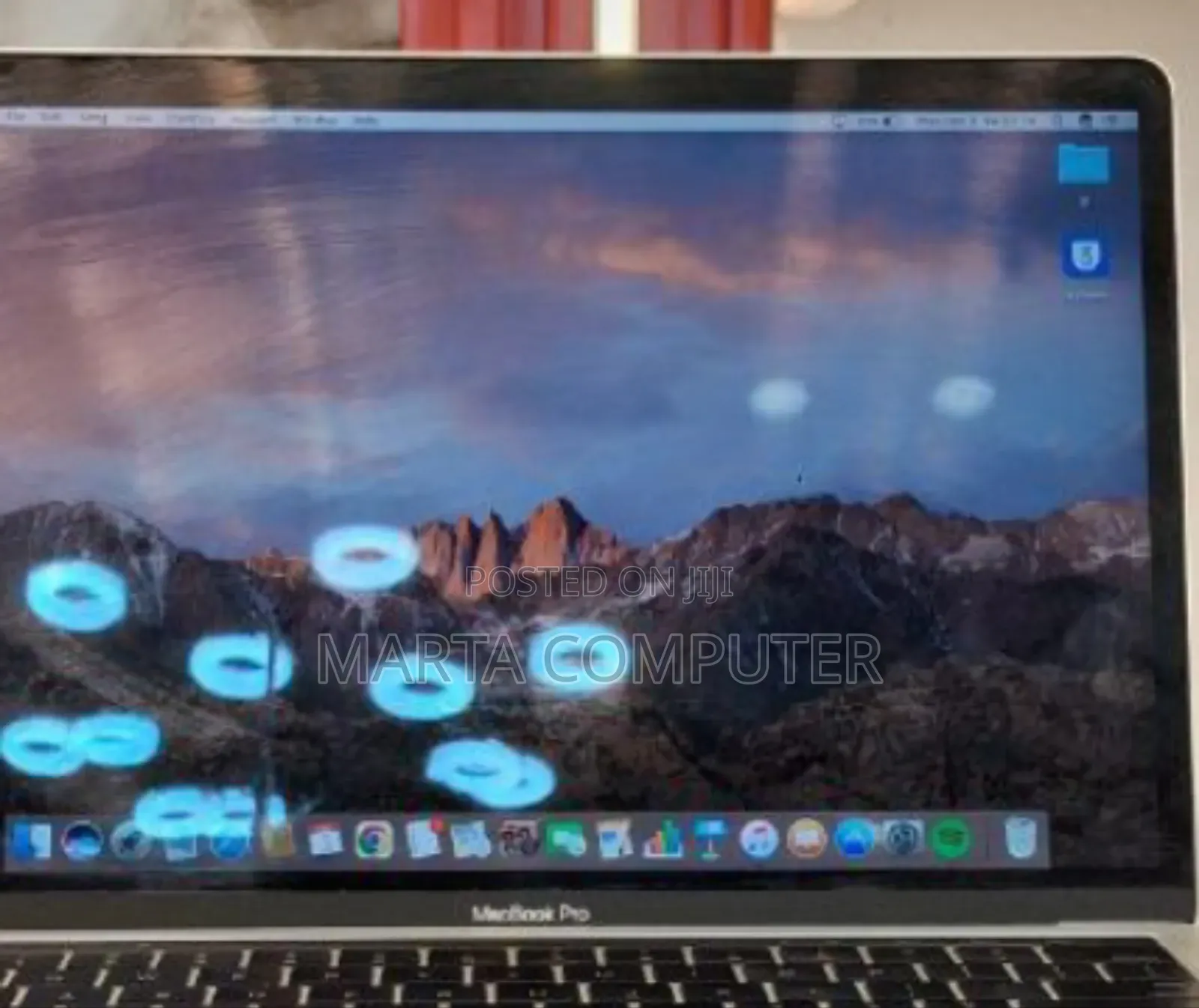New Laptop Apple MacBook Pro 2016 8GB Intel Core i5 SSD 256GB