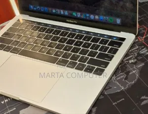 New Laptop Apple MacBook Pro 2016 8GB Intel Core i5 SSD 256GB