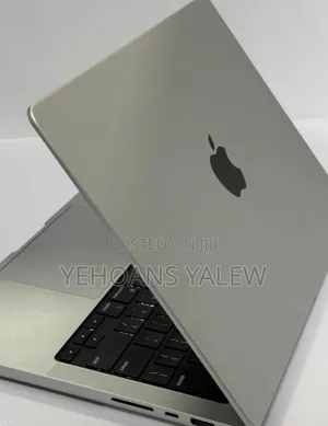 New Laptop Apple MacBook Pro 2024 M3 14-inch 36GB Apple M3 Max SSD 1T