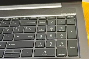 New Laptop HP ZBook Firefly 15 G7 16GB Intel Core i7 SSD 512GB