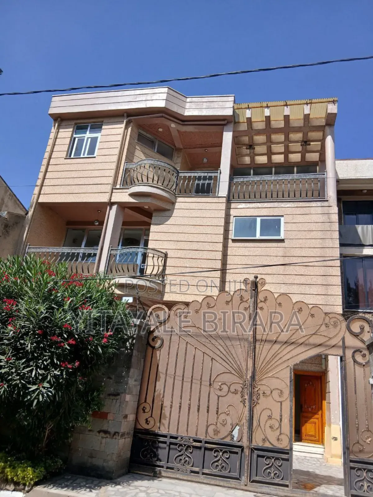 Furnished 7bdrm Farm House in ሬራውድ G+2, Bole for sale