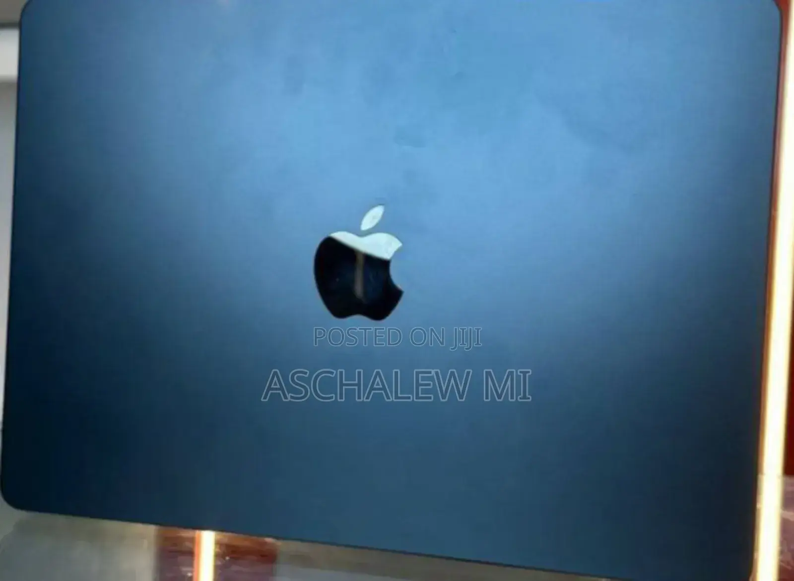 New Laptop Apple MacBook Air 2024 M3 15-inch 16GB Apple M3 SSD 512GB