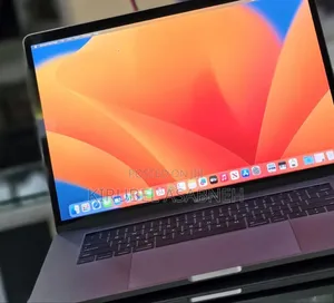 New Laptop Apple MacBook Pro 2017 16GB Intel Core i7 SSD 512GB