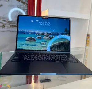 New Laptop Apple MacBook Air 2024 M3 13-inch 16GB Apple M3 SSD 512GB