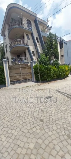Furnished 8bdrm House in Cmc, Yeka for sale