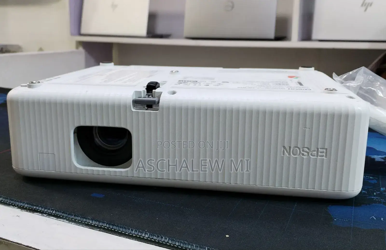 Brand New Epson Projector Model: Eb-E10 With Cartoon With