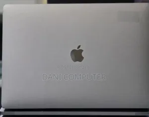 New Laptop Apple MacBook Pro 2017 16GB Intel Core i7 SSD 512GB