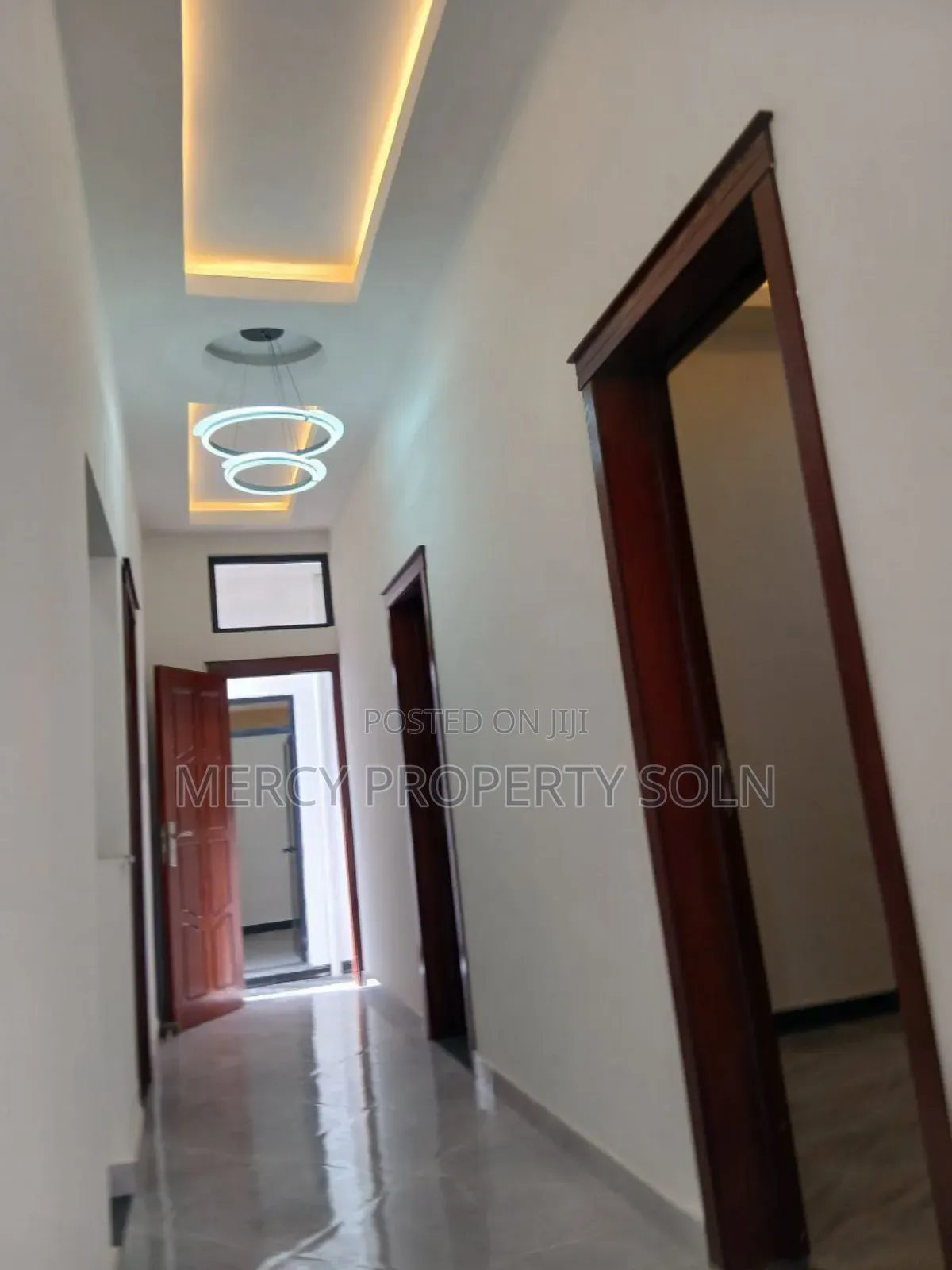 7bdrm House in Yeka for sale