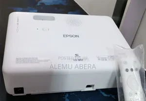 Brand New Epson Projector Model: Eb-E10 With Bag and With Best
