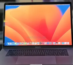 New Laptop Apple MacBook Pro 2017 16GB Intel Core i7 SSD 512GB