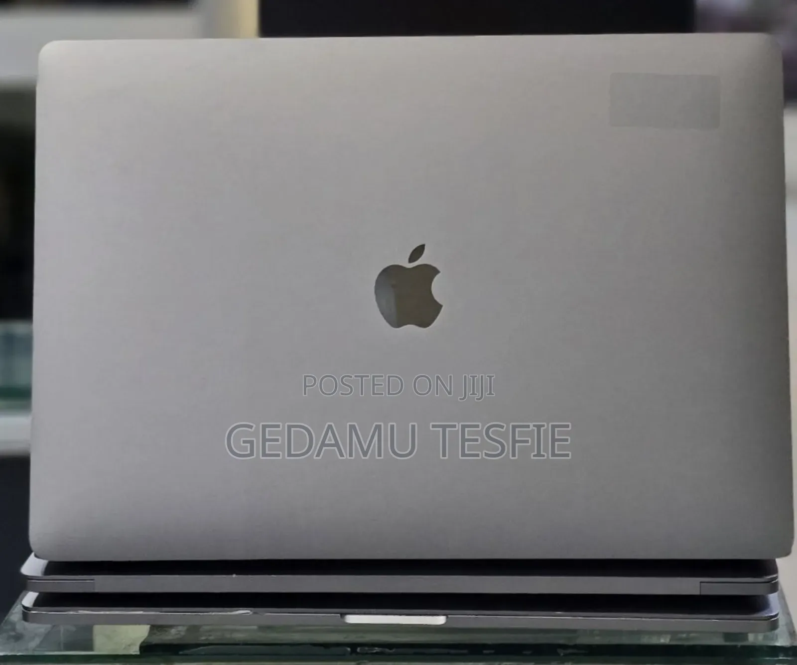New Laptop Apple MacBook Pro 2017 16GB Intel Core i7 SSD 512GB